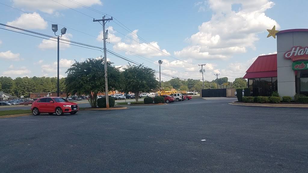 Hardees | restaurant | 704 W Academy St, Randleman, NC 27317, USA | 3364987911 OR +1 336-498-7911