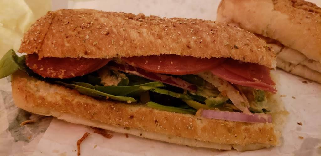 Subway Restaurants | restaurant | 8445 Walbrook Dr, Knoxville, TN 37923, USA | 8655311395 OR +1 865-531-1395