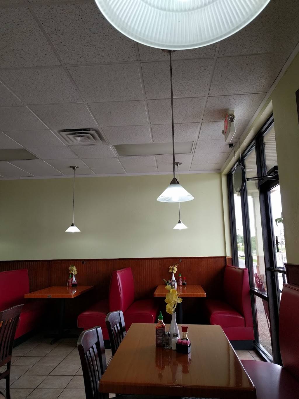 Thai Curry | restaurant | 518 N Plaza Ct, Van Buren, AR 72956, USA | 4794711409 OR +1 479-471-1409