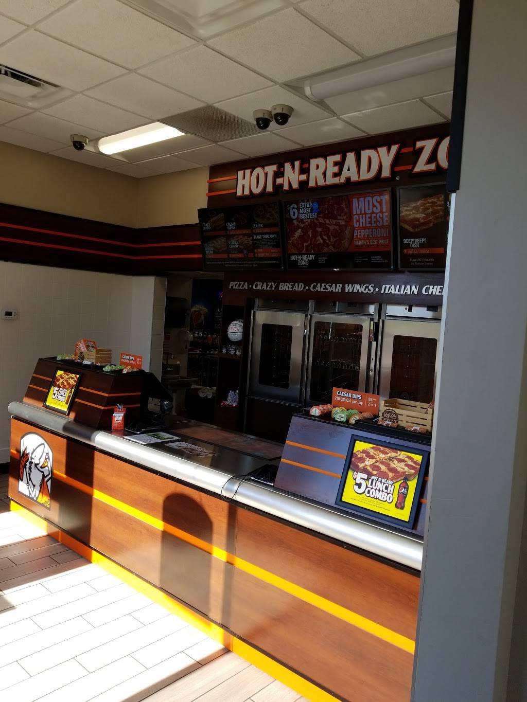 Little Caesars Pizza | meal takeaway | 7586 Moscow Rd, Horton, MI 49246, USA | 5175633333 OR +1 517-563-3333
