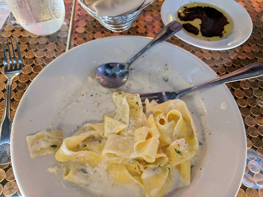 The Mad Rose | restaurant | 543 E Main St, Ventura, CA 93001, USA | 8056283913 OR +1 805-628-3913