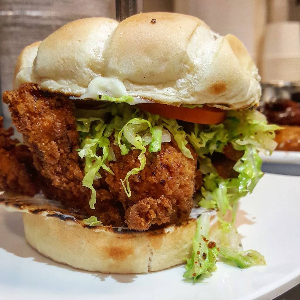 Wing King | restaurant | 4235 S Fort Apache Rd ste 250, Las Vegas, NV 89147, USA | 7024319464 OR +1 702-431-9464