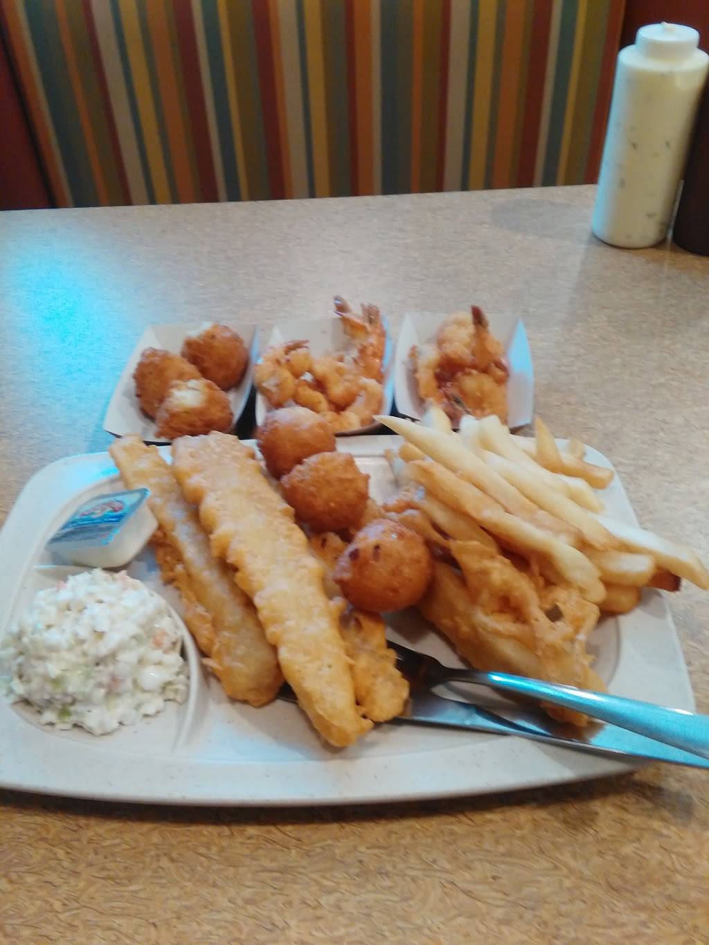 Captain Ds | restaurant | 205 S Washington Hwy, Ashland, VA 23005, USA | 8047989076 OR +1 804-798-9076