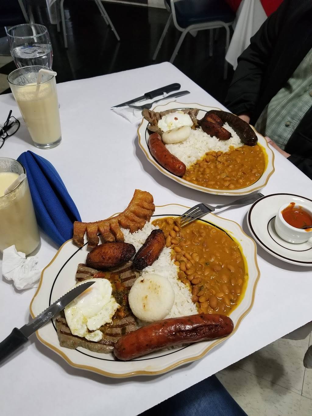 Aromas Del Sur Restaurant | restaurant | 548 S State St, Ephrata, PA 17522, USA | 7177380101 OR +1 717-738-0101