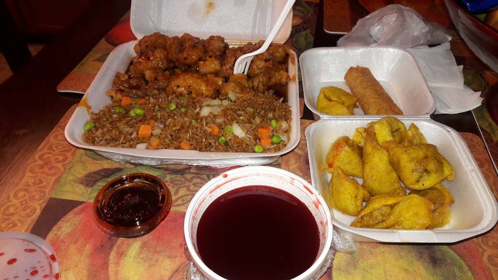 Sunny Wok | restaurant | 3207 E Kirnwood Dr #117, Dallas, TX 75237, USA | 9727801333 OR +1 972-780-1333