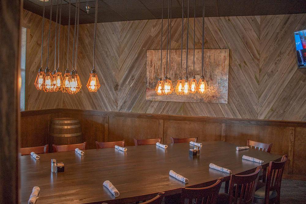 Blue Moose | restaurant | 11134 Holmes Rd, Kansas City, MO 64131, USA | 8167598510 OR +1 816-759-8510