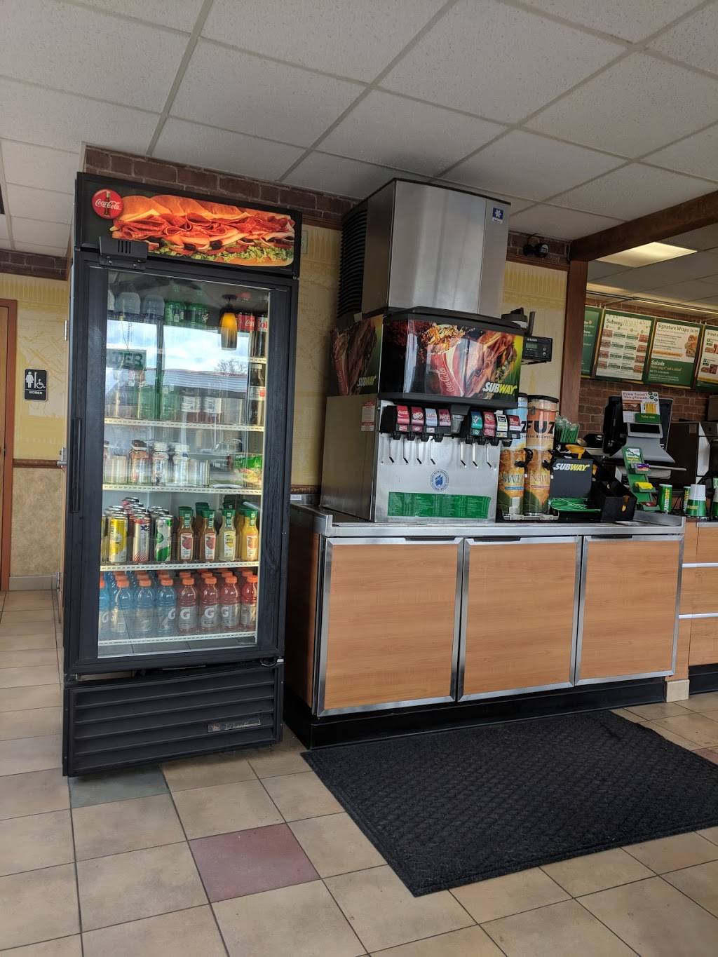 Subway Restaurants | restaurant | 1261 N State St Suite 1, Greenfield, IN 46140, USA | 3174620070 OR +1 317-462-0070