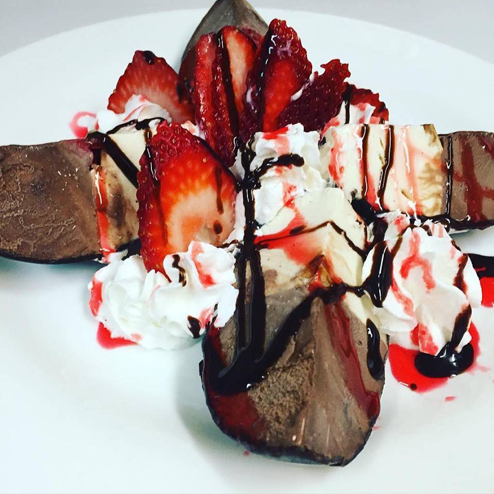 Broadway Pizzeria-Restaurant | restaurant | 700 Broadway #52, Westwood, NJ 07675, USA | 2016667222 OR +1 201-666-7222