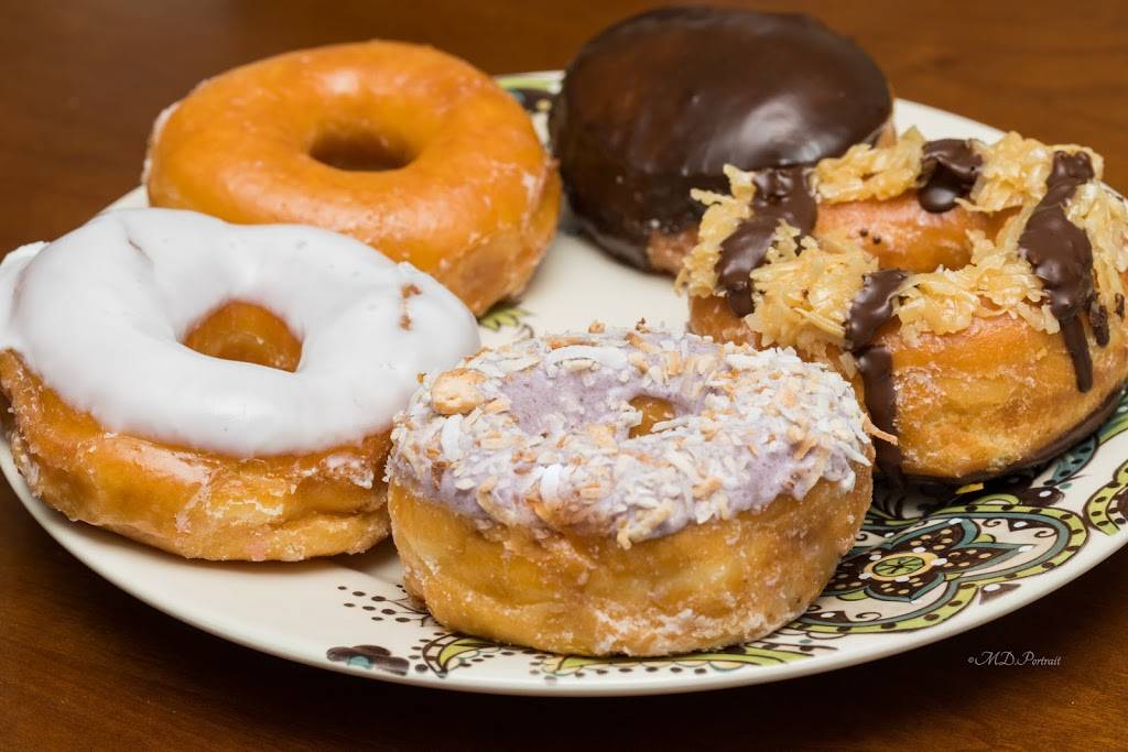 Glaze Doughnuts | bakery | 6545 S Fort Apache Rd #130, Las Vegas, NV 89148, USA | 7022462888 OR +1 702-246-2888