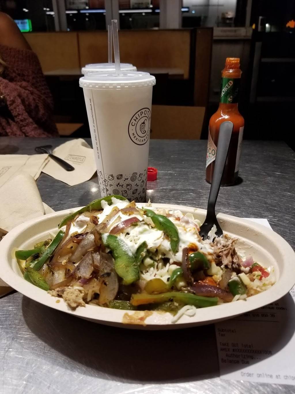 Chipotle Mexican Grill | restaurant | 7398 Rivers Ave Suite 102, North Charleston, SC 29406, USA | 8435532106 OR +1 843-553-2106