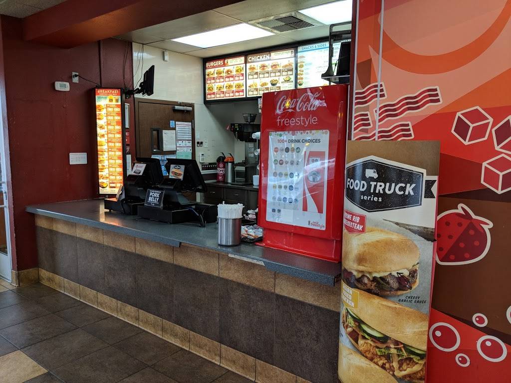 Jack in the Box | restaurant | 4601 Broadway, Sacramento, CA 95820, USA | 9164558690 OR +1 916-455-8690