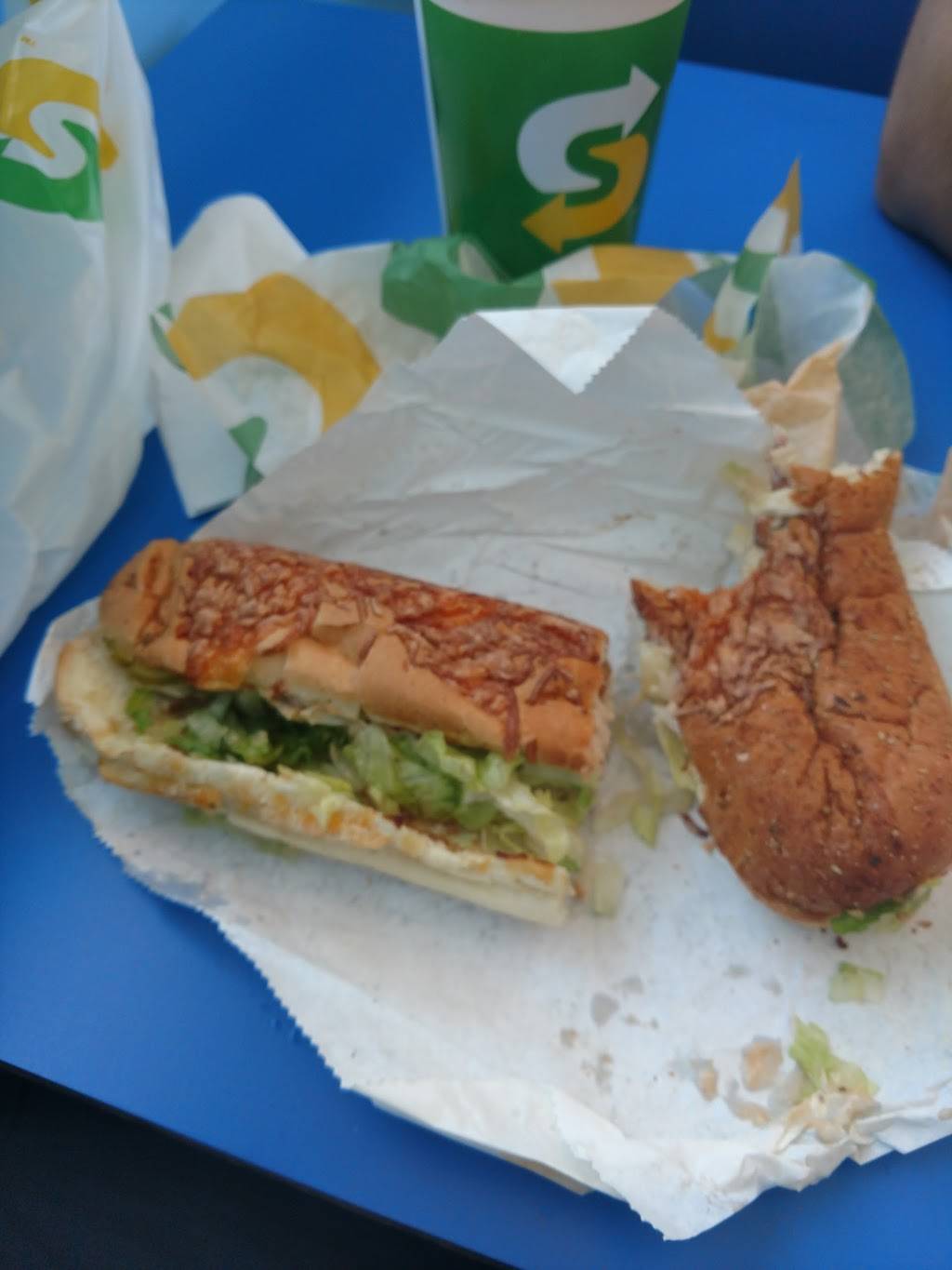 Subway | restaurant | 5808 Melton Rd, Gary, IN 46403, USA | 2199389665 OR +1 219-938-9665