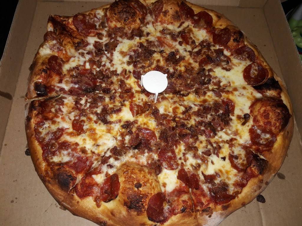 Mr. Pizza | restaurant | 553 Michigan St NE, Grand Rapids, MI 49503, USA | 6164561989 OR +1 616-456-1989