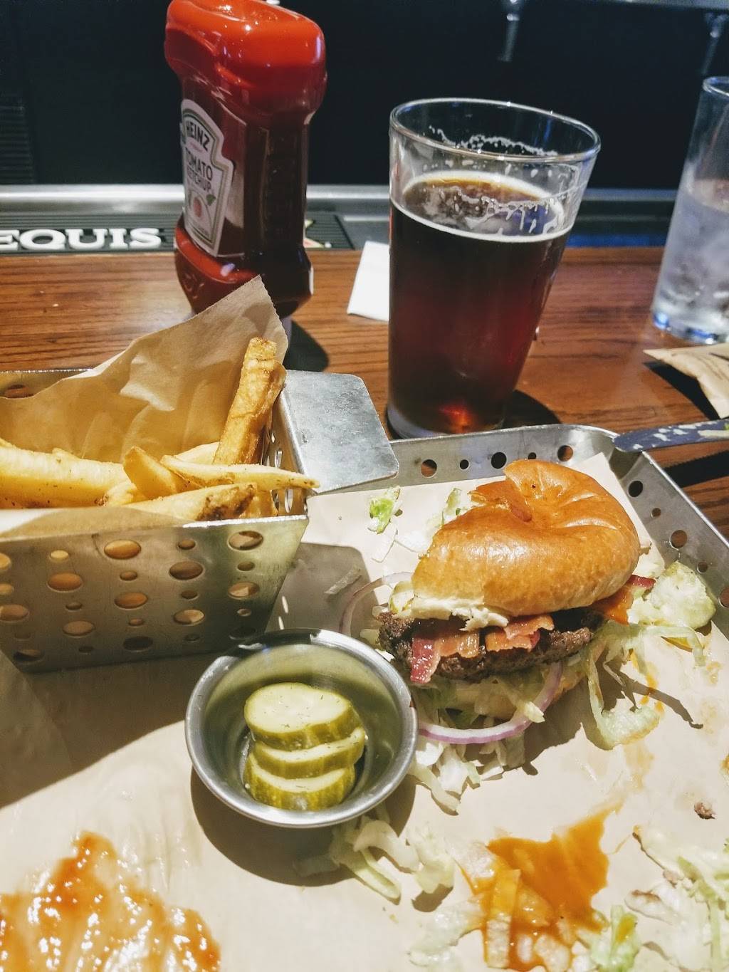 Chilis Grill & Bar | restaurant | 10021 Coors Blvd NW, Albuquerque, NM 87114, USA | 5058988861 OR +1 505-898-8861