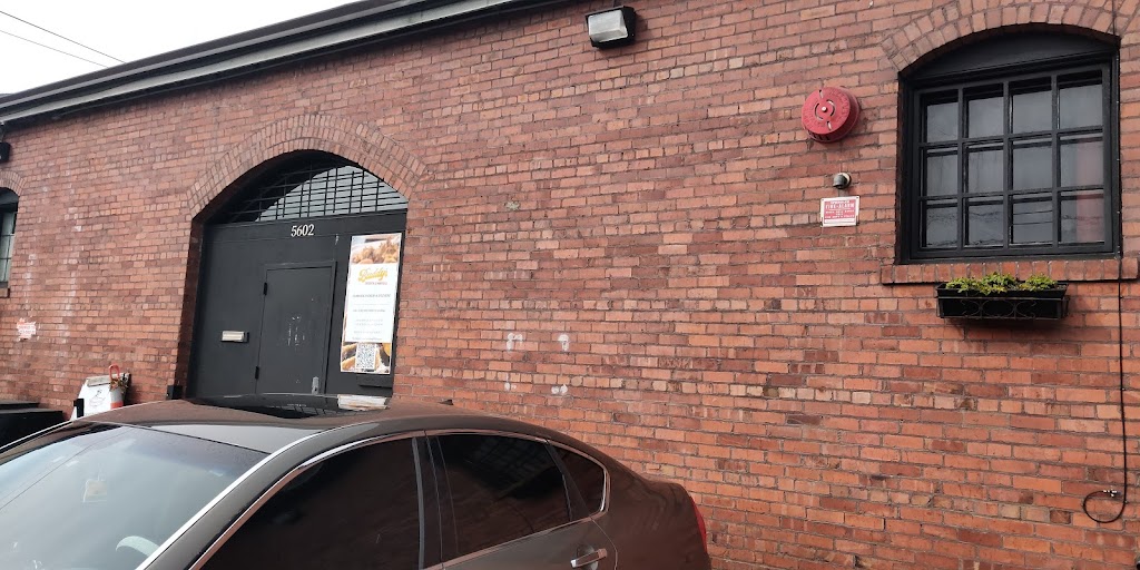 Buddys Chicken & Waffles | restaurant | 5602 S Washington St, Tacoma, WA 98409, USA | 2535030192 OR +1 253-503-0192