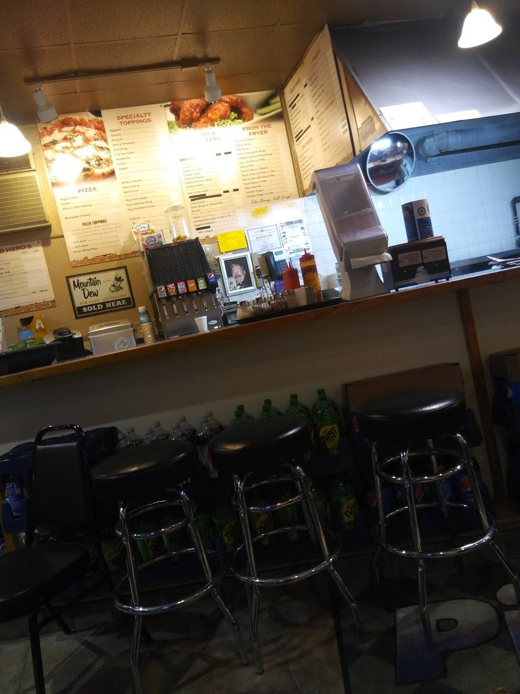 Sarges Boulevard Pizza | restaurant | 678 Shaler Blvd, Ridgefield, NJ 07657, USA | 2019415040 OR +1 201-941-5040