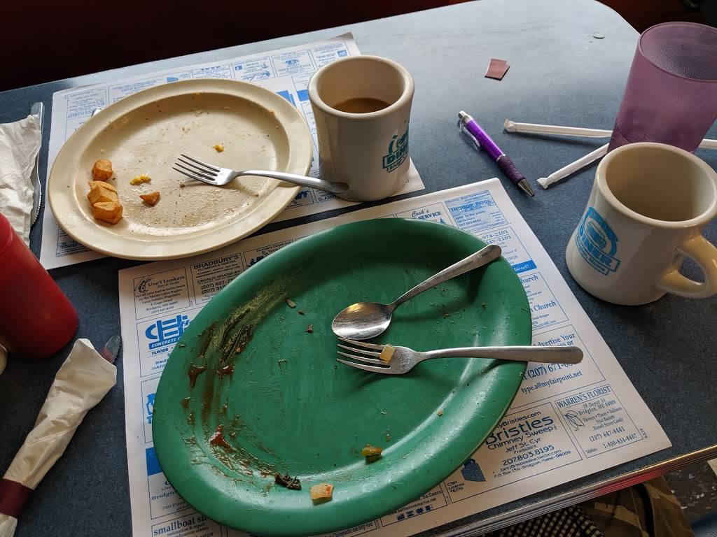 Rickys Diner | restaurant | 257 Main St, Bridgton, ME 04009, USA | 2076472499 OR +1 207-647-2499