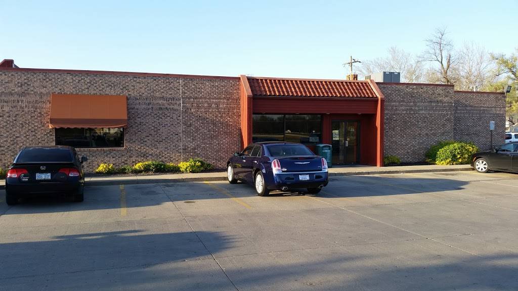 Pad Restaurant | restaurant | 1730 NW Topeka Blvd, Topeka, KS 66608, USA | 7852343596 OR +1 785-234-3596