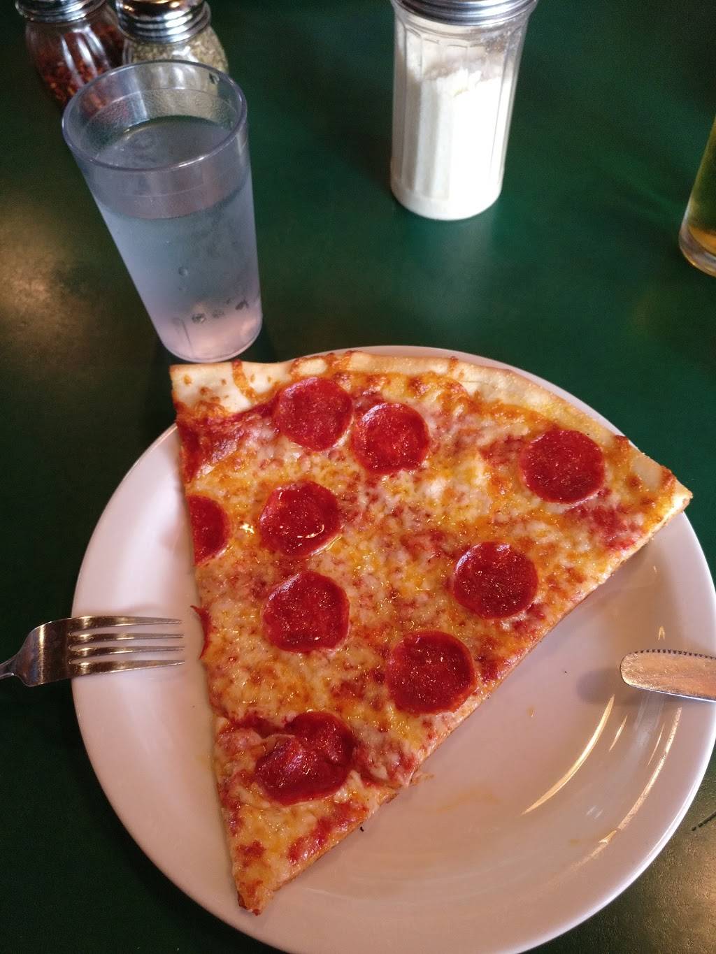 Za Pizza | restaurant | 1919 Hyde St, San Francisco, CA 94109, USA | 4157713100 OR +1 415-771-3100