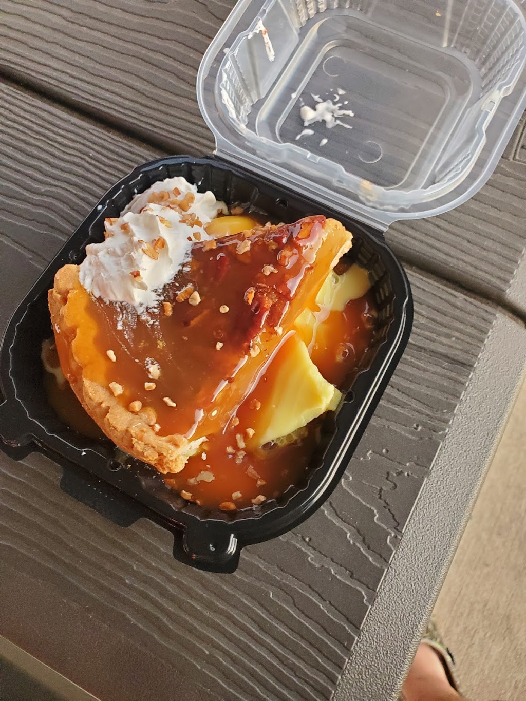 Debbies Snowballs | restaurant | 4000 Cypress St, West Monroe, LA 71291, USA | 3183767354 OR +1 318-376-7354