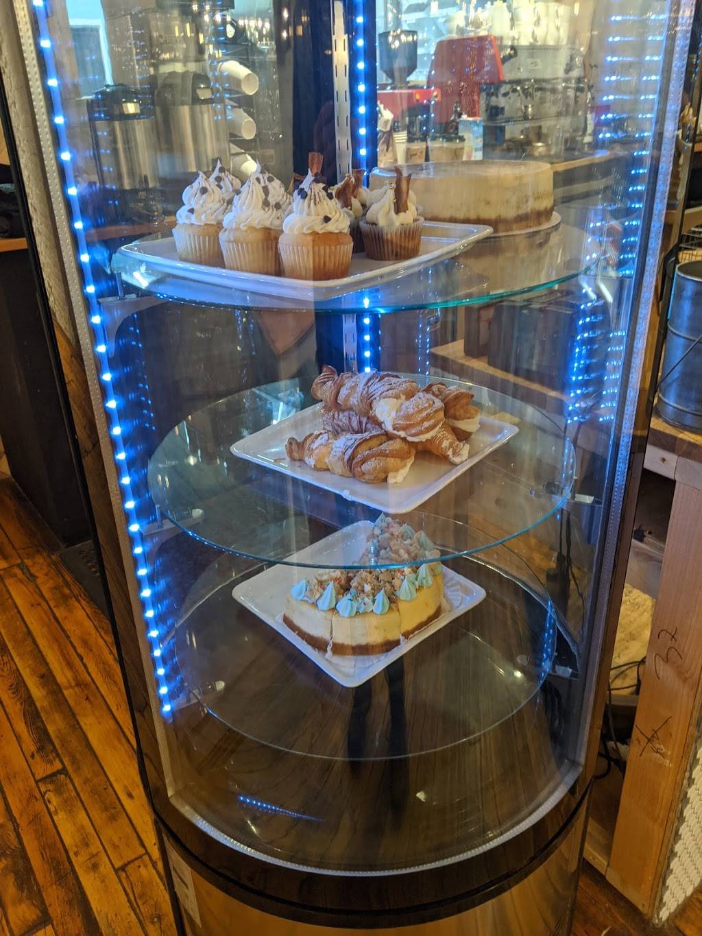 Wisk Baking Company | restaurant | 53 Franklin Square, Utica, NY 13502, USA | 3158648742 OR +1 315-864-8742