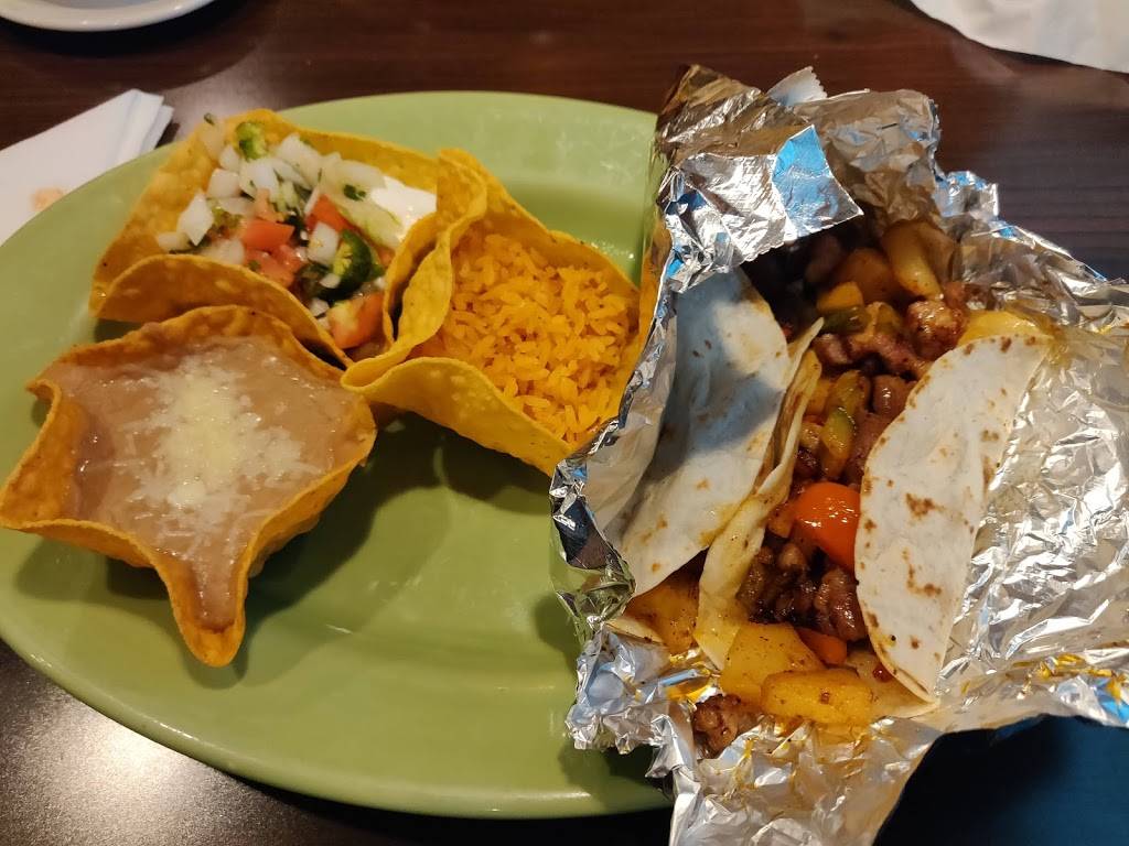 El Charro Mexican Grill | restaurant | 514 Main St A, Pella, IA 50219, USA | 6416282307 OR +1 641-628-2307