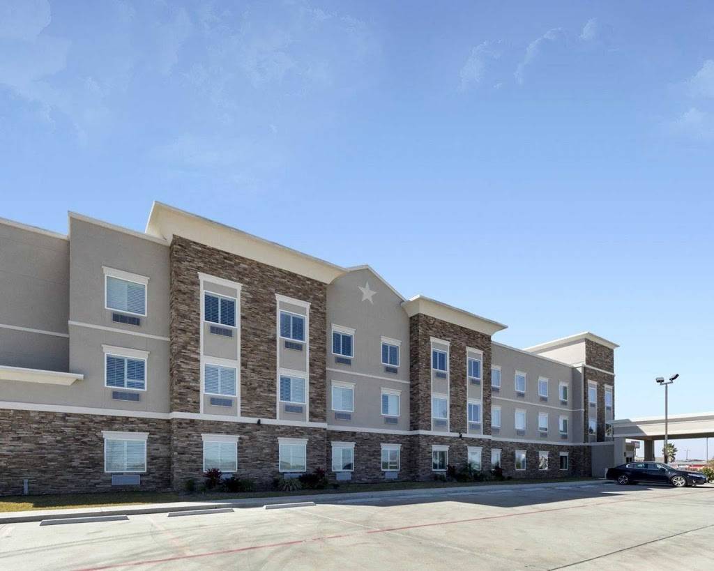 Quality Inn & Suites Victoria East | restaurant | 5401 Houston Hwy, Victoria, TX 77901, USA | 3615797919 OR +1 361-579-7919