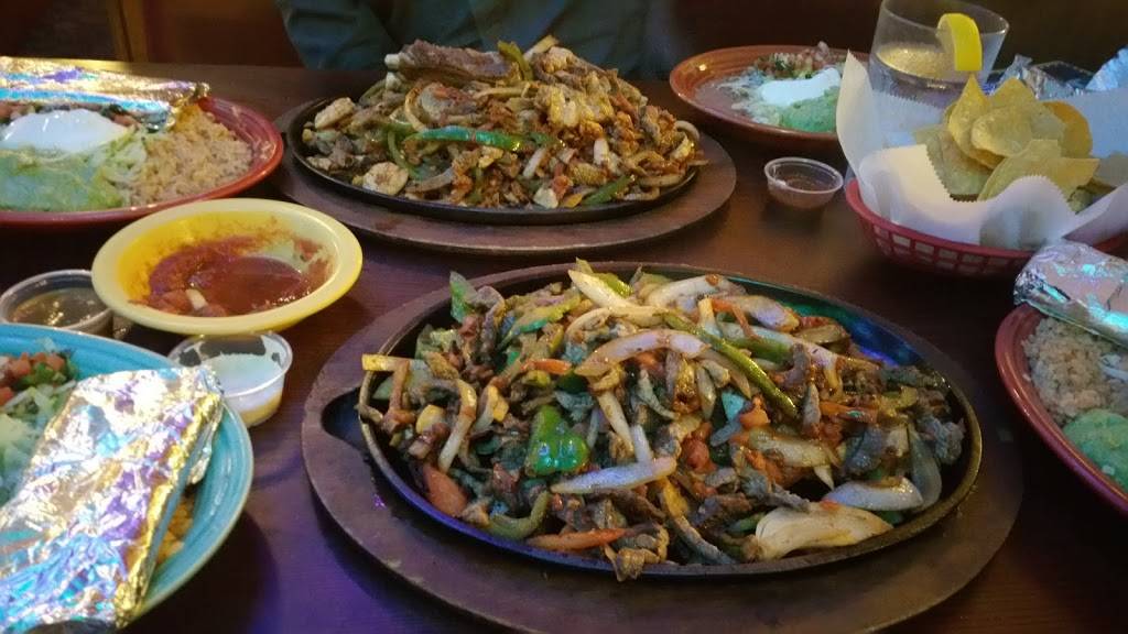 El Camino Real Sky | restaurant | 2072 Woodville Rd, Oregon, OH 43616, USA | 4196936695 OR +1 419-693-6695