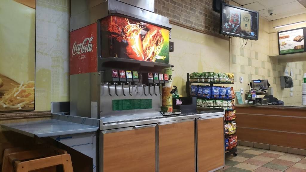 Subway Restaurants | restaurant | 807 E Anaheim St, Long Beach, CA 90813, USA | 5625993900 OR +1 562-599-3900