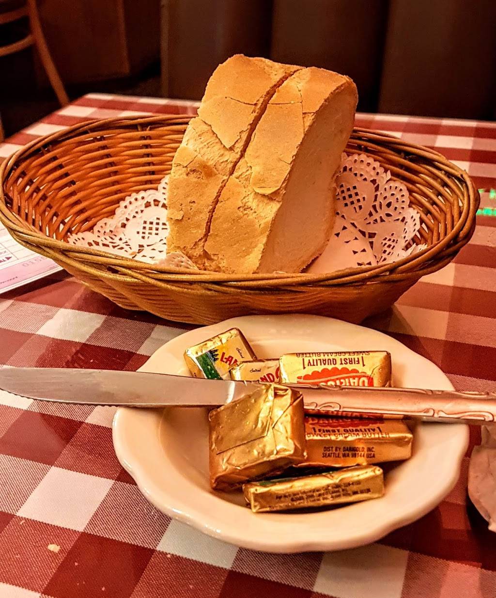 Scarantinos Italian Inn | restaurant | 1524 E Colorado St, Glendale, CA 91205, USA | 8182479777 OR +1 818-247-9777