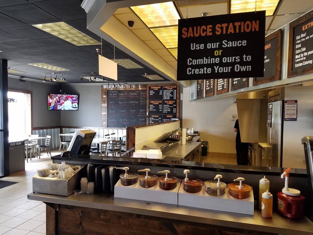 ZZQ Smokehouse | restaurant | 3390 Coachman Rd #204, Eagan, MN 55121, USA | 6514529900 OR +1 651-452-9900