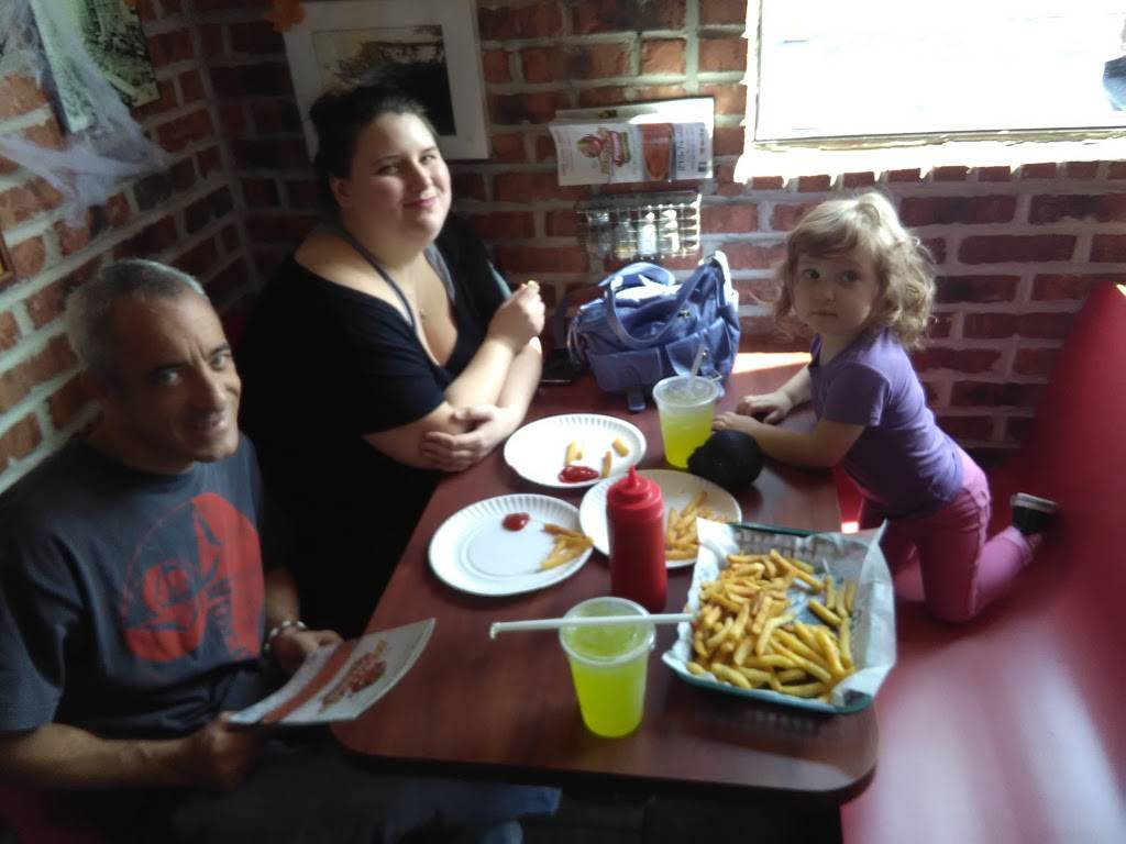 Renzis Pizzeria MAYFAIR | restaurant | 6300 Battersby St, Philadelphia, PA 19149, USA | 2157434300 OR +1 215-743-4300