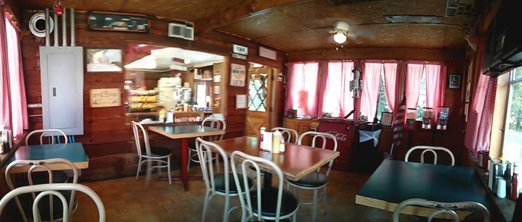 Livelys BBQ and Breakfast | restaurant | 1207 S Main St, Cedartown, GA 30125, USA | 7707481130 OR +1 770-748-1130