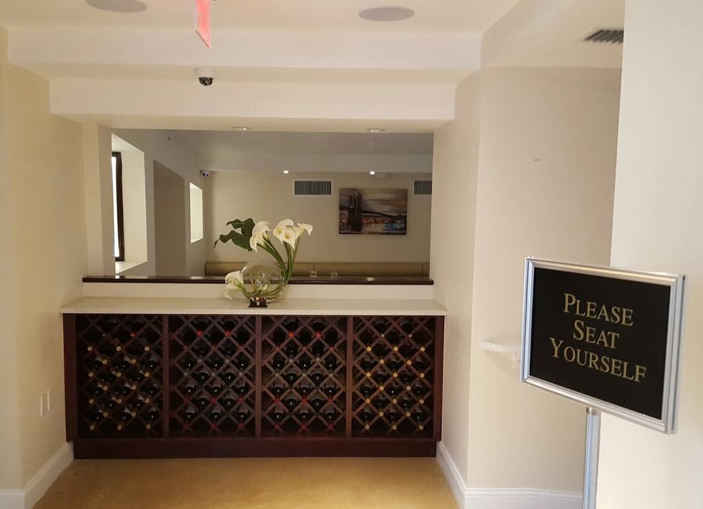 Lady’s Steak Seafood Restaurant & Bar | restaurant | 12484 NW South River Dr, Medley, FL 33178, USA | 3054556979 OR +1 305-455-6979