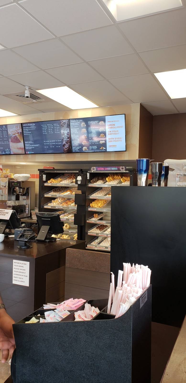 Dunkin Donuts | cafe | 2698 Roosevelt Blvd Speedway, Clearwater, FL 33760, USA | 7275350265 OR +1 727-535-0265