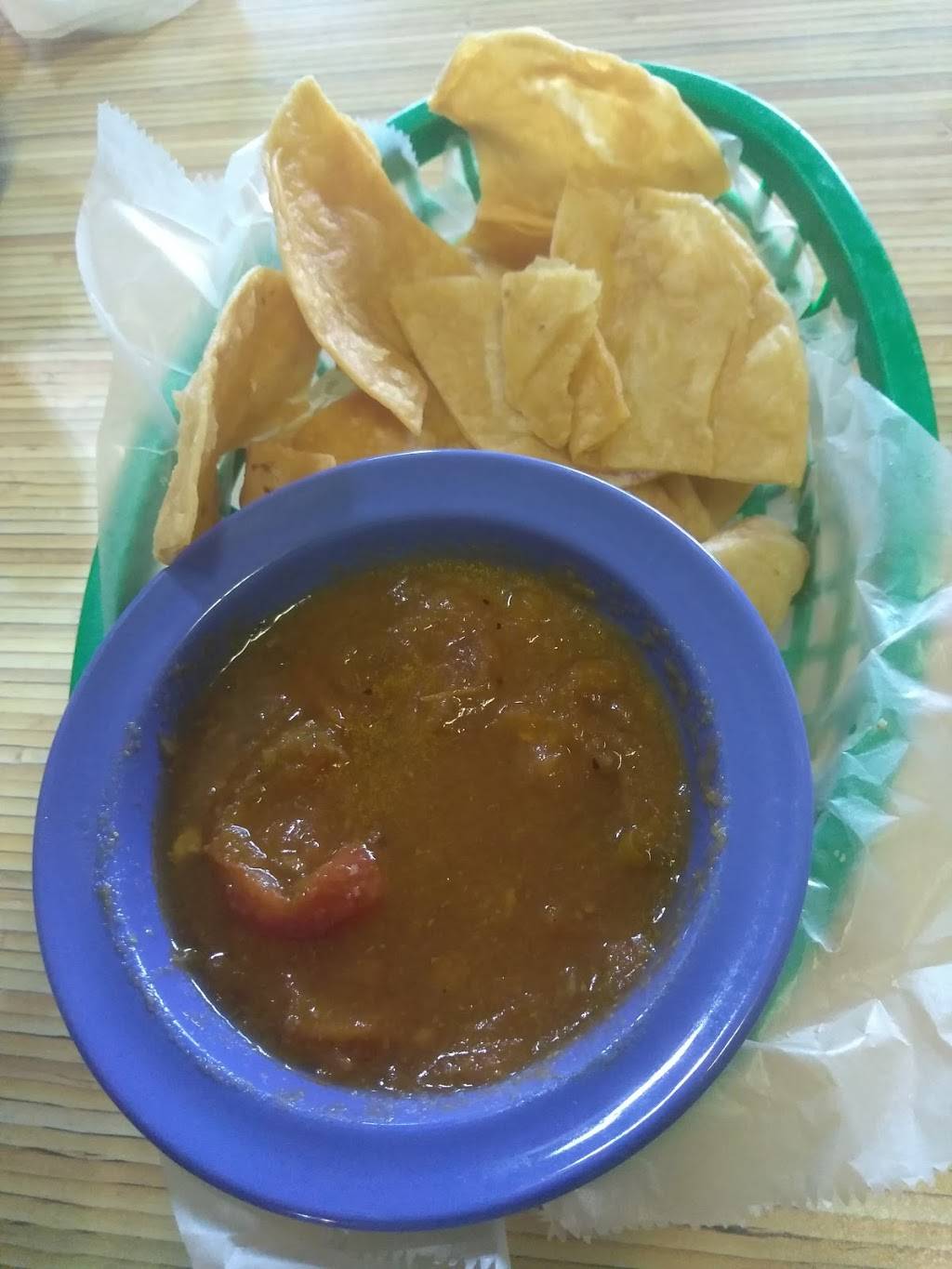 Adolfos Cafe | restaurant | 321 Fredericksburg Rd, San Antonio, TX 78201, USA | 2107256069 OR +1 210-725-6069