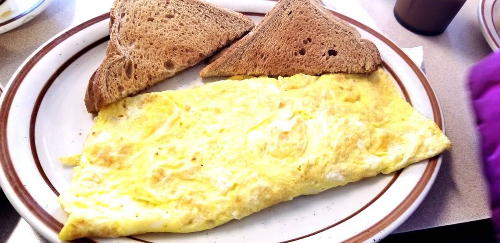 Sun Down Cafe Family | restaurant | 219 Allen St, Clinton, WI 53525, USA | 6086765681 OR +1 608-676-5681