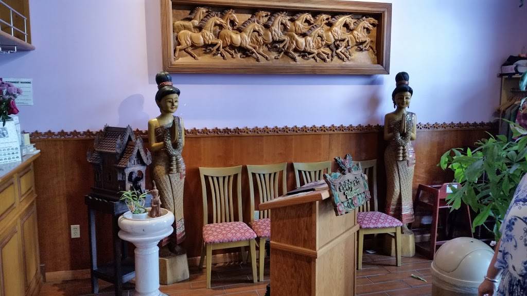 Thai Hut Restaurant | restaurant | 701 Highgrove Pl, Rockford, IL 61108, USA | 8153958330 OR +1 815-395-8330