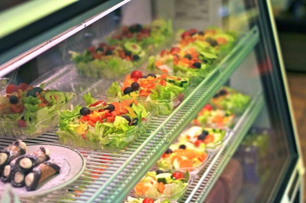 Sals Pizza | restaurant | 4767 Tilghman St, Allentown, PA 18104, USA | 6103957211 OR +1 610-395-7211