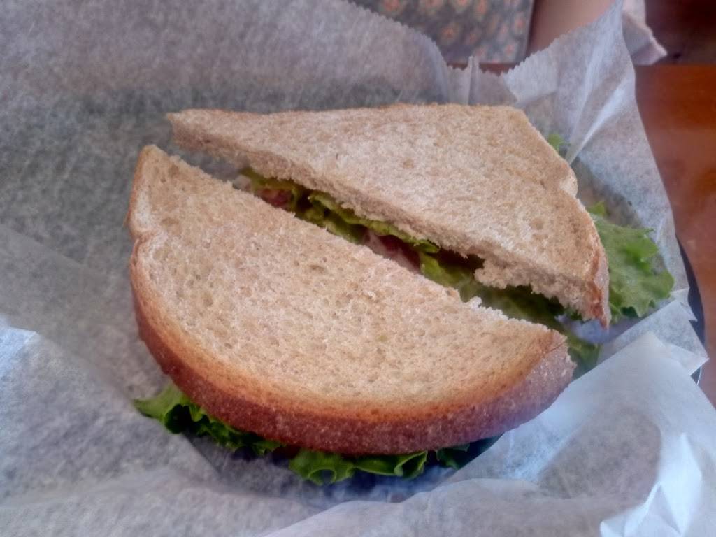 Apple Barn Cafe | restaurant | 52 Palmer Rd, Brimfield, MA 01010, USA | 4132454575 OR +1 413-245-4575