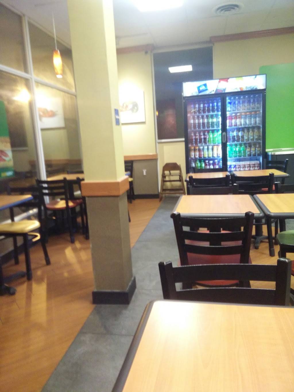 Subway | restaurant | 1375 Southdown Road Units 4 & 5, Mississauga, ON L5J 2Z1, Canada | 9058551317 OR +1 905-855-1317