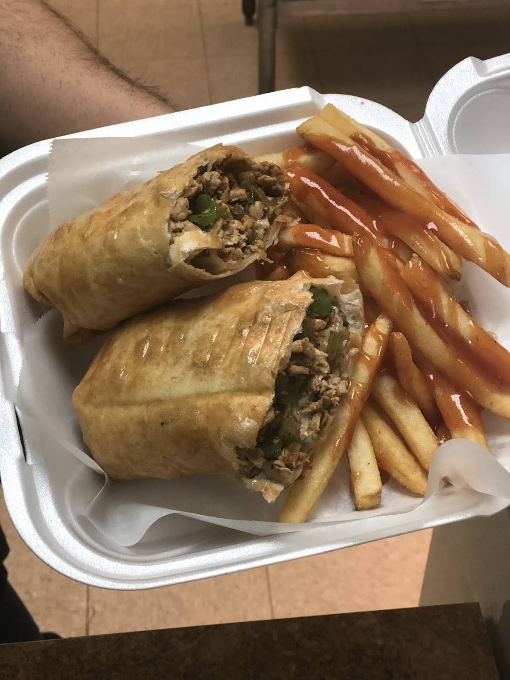 Bees Steak & Lemonade | restaurant | 4257 167th St, Country Club Hills, IL 60478, USA | 7086476666 OR +1 708-647-6666