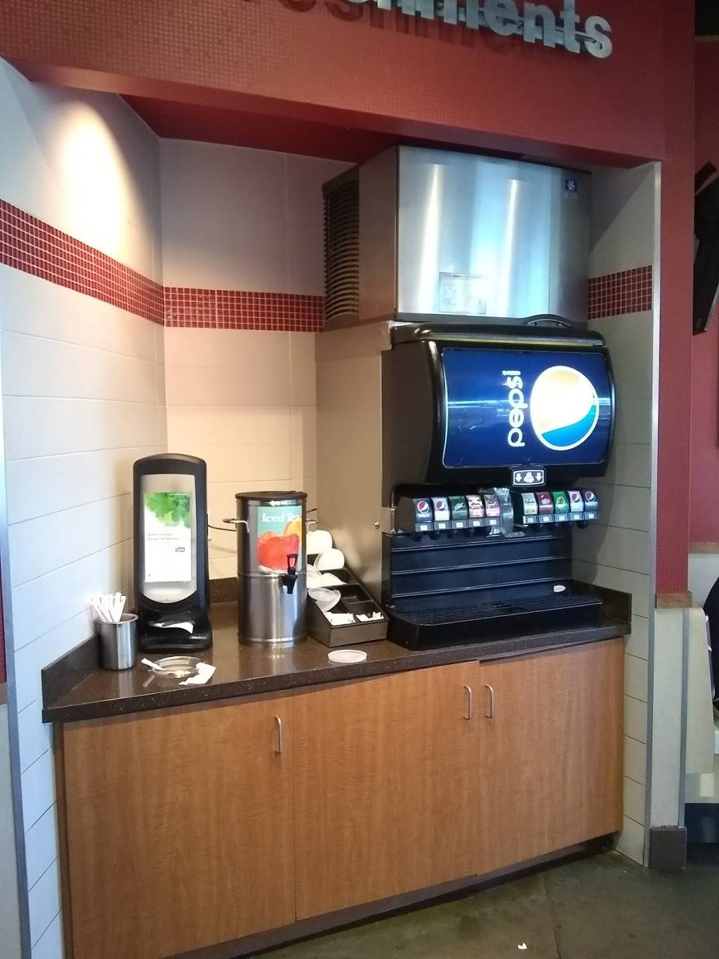 Wienerschnitzel | restaurant | 1710 W Valencia Rd, Tucson, AZ 85746, USA | 5202943131 OR +1 520-294-3131