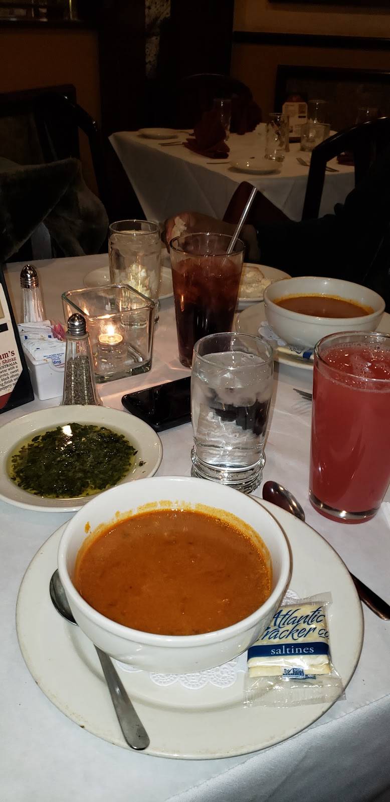 Randis Restaurant and Bar | restaurant | 1619 Grant Ave, Philadelphia, PA 19115, USA | 2156777723 OR +1 215-677-7723