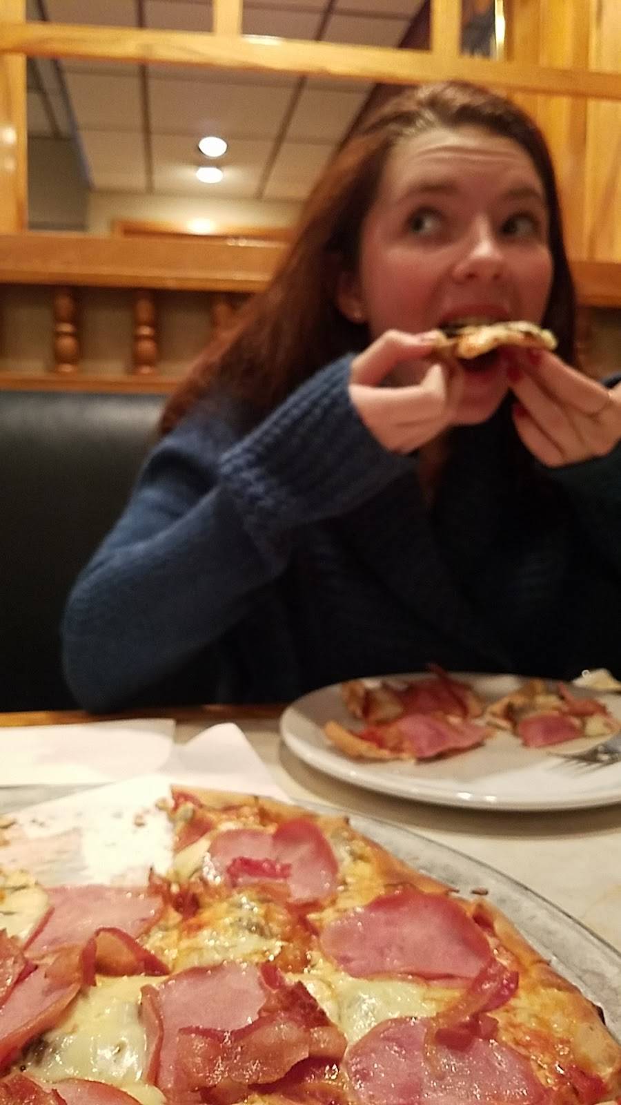 Steves Pizza Palace | meal delivery | 110 N Main St, River Falls, WI 54022, USA | 7154258284 OR +1 715-425-8284