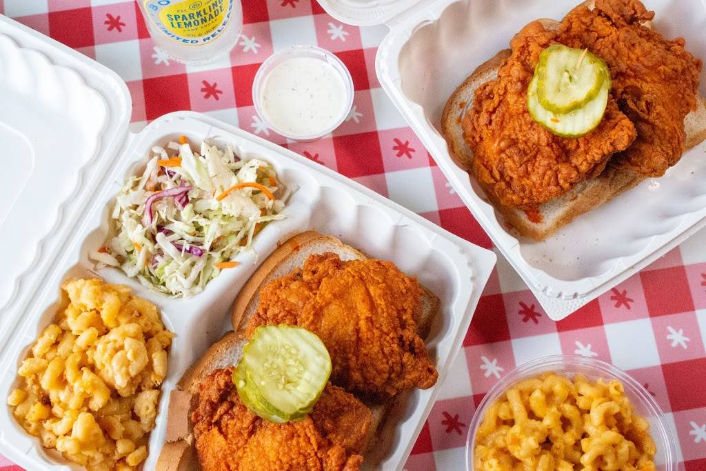Hot Chicken Takeover | restaurant | 435 Polaris Pkwy Suite 101, Westerville, OH 43082, USA | 6149540008 OR +1 614-954-0008