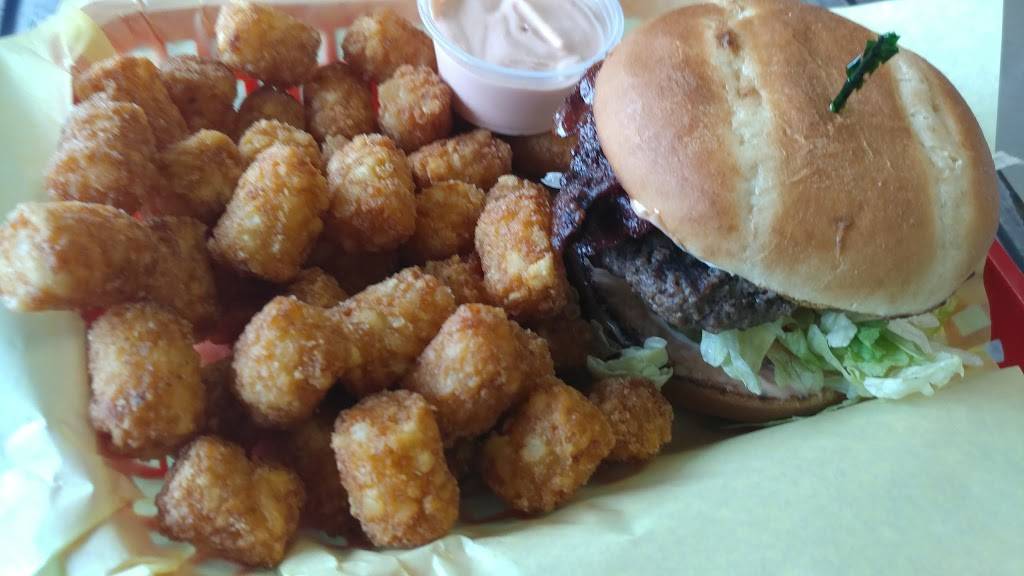 Old Town Burger & Breakfast | restaurant | 813 W Main St, Battle Ground, WA 98604, USA | 3606660522 OR +1 360-666-0522