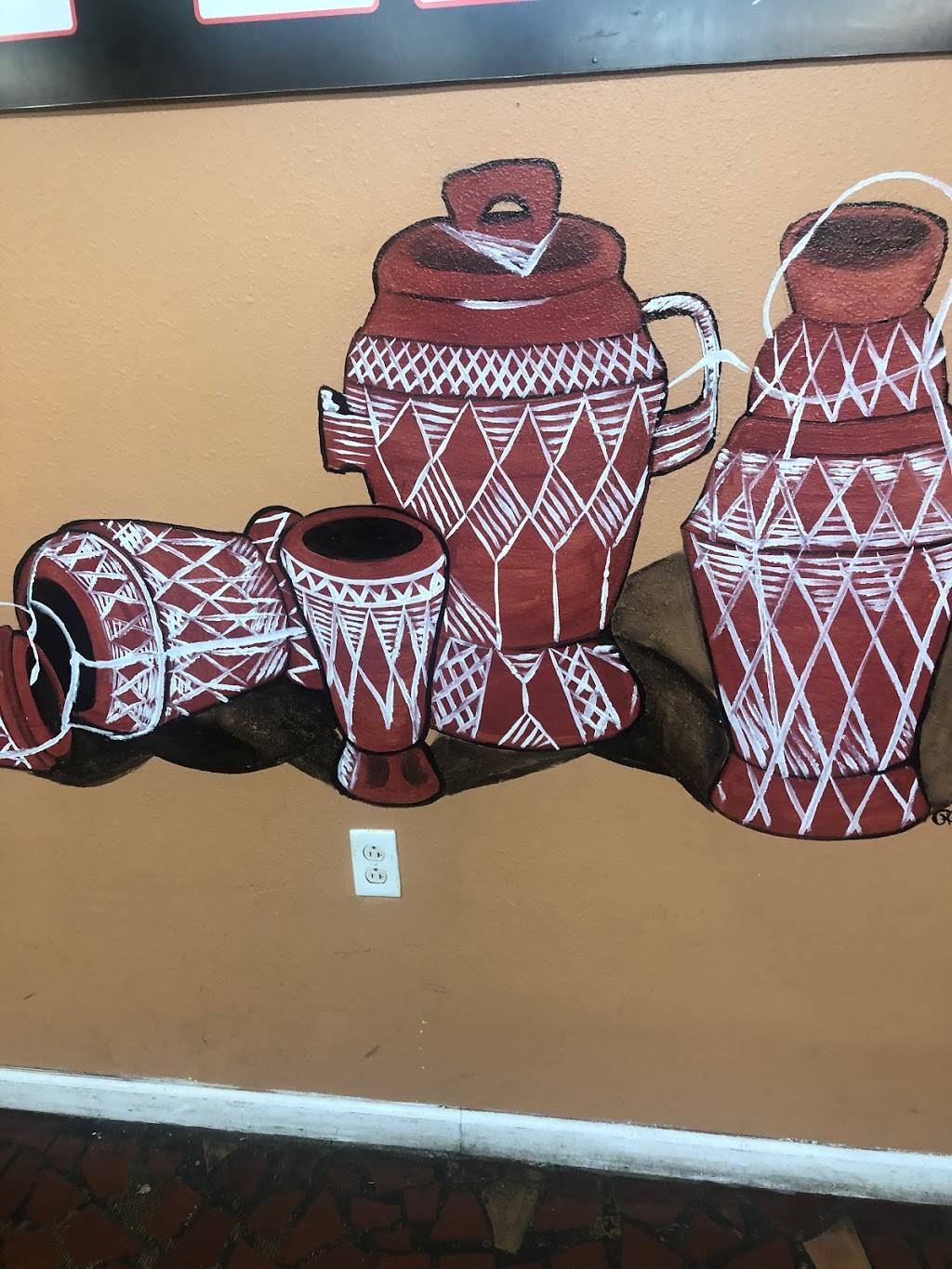 Luula Hala Somali Resturant | restaurant | 2439 Summer Ave, Memphis, TN 38112, USA | 9013634540 OR +1 901-363-4540