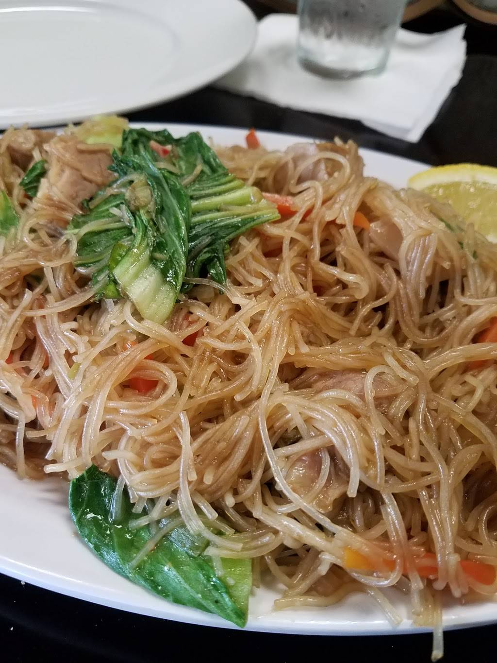 DelCiano Pinoy Cuisine | restaurant | 6401 S Cooper St #143, Arlington, TX 76001, USA | 8178976134 OR +1 817-897-6134