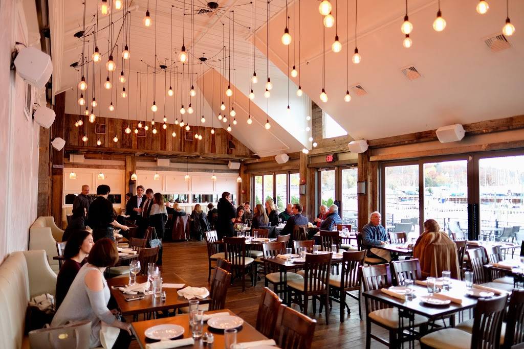 The Cove Restaurant & Oyster Bar | restaurant | 74 Shore Rd, Glen Cove, NY 11542, USA | 5166761211 OR +1 516-676-1211